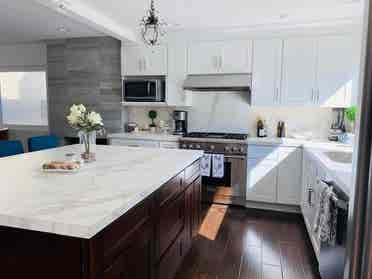 Furnished Room-Nice Home in Irvine