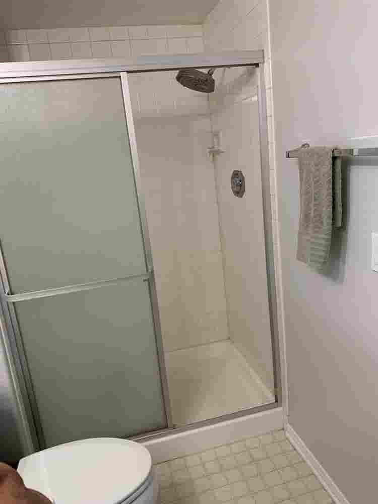 Temeku hills Room for rent Utl incl