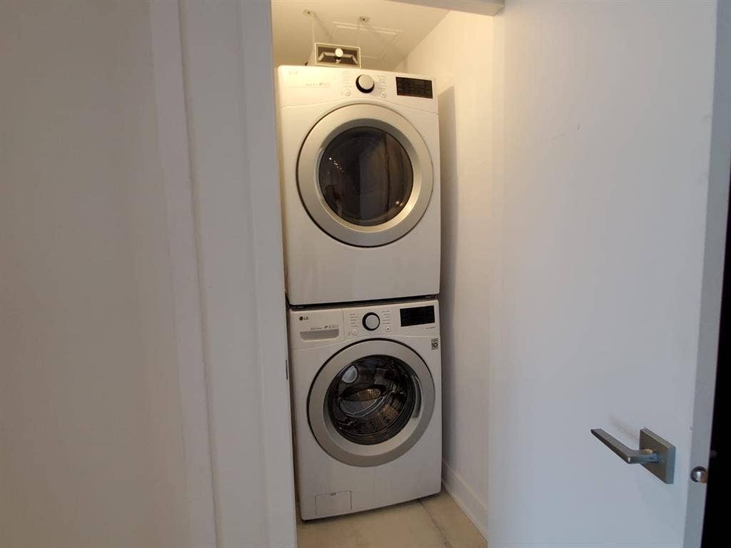 1 bedroom condo for rent
