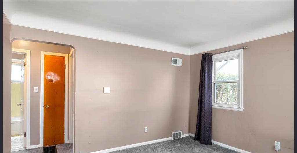 LOVELY 2BEDROOM HOME FOR RENT