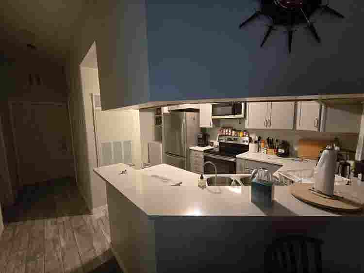 Master bedroom in suntree condo