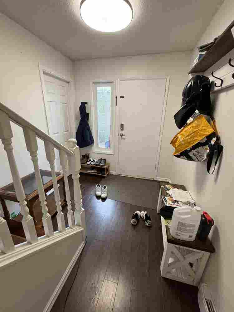 Looking for a roommate!!