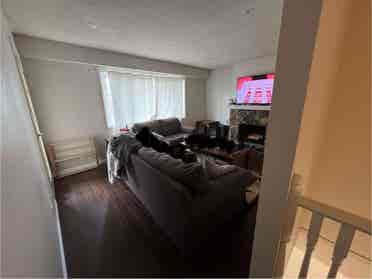 Looking for a roommate!!