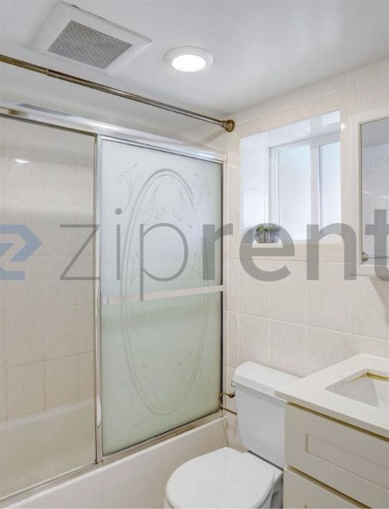 Private ADU in Quiet Residential