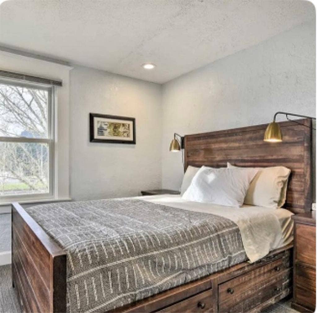 Fully furnished bedroom