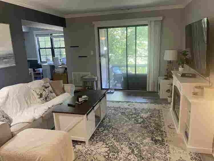 y/o F Seeking Roommate