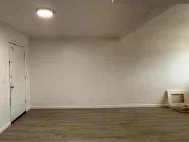 Ba Available for rent apply