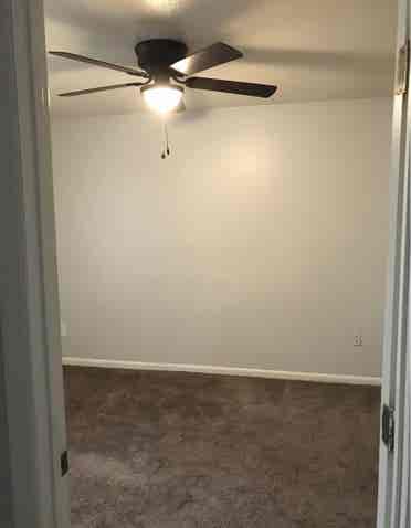 Looking for a roommate in a b