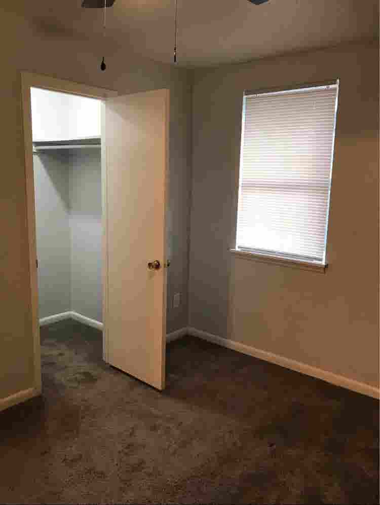 Looking for a roommate ( me)
