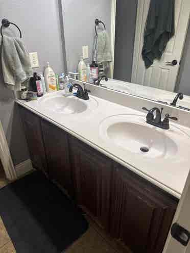 Room for Rent!!