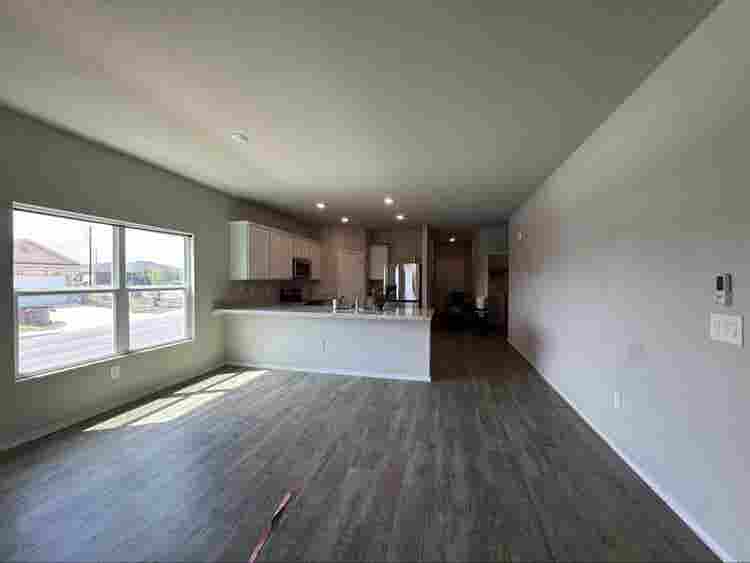 Rooms available for rent