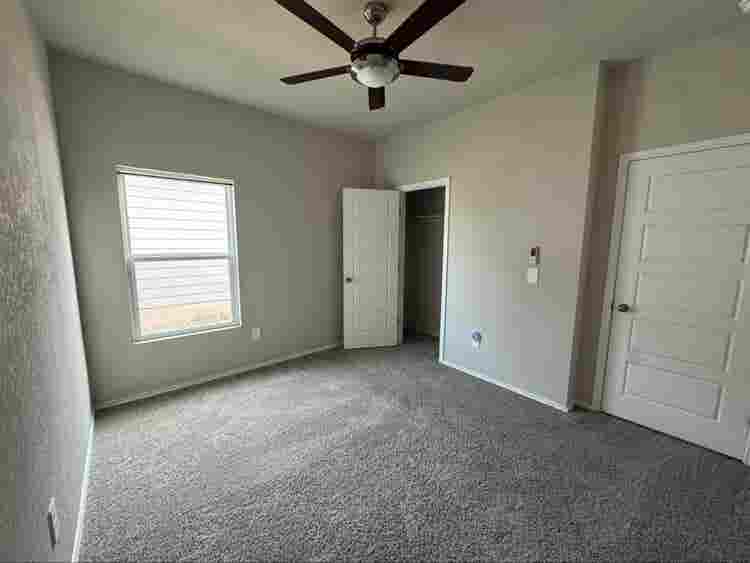Rooms available for rent