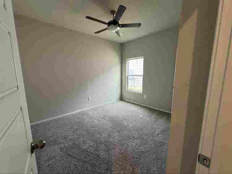 Rooms available for rent