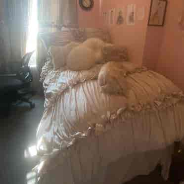 Cozy, Fully Furnished Room for Rent