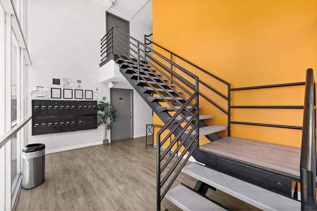 Clean STUDIO and 1 BATH