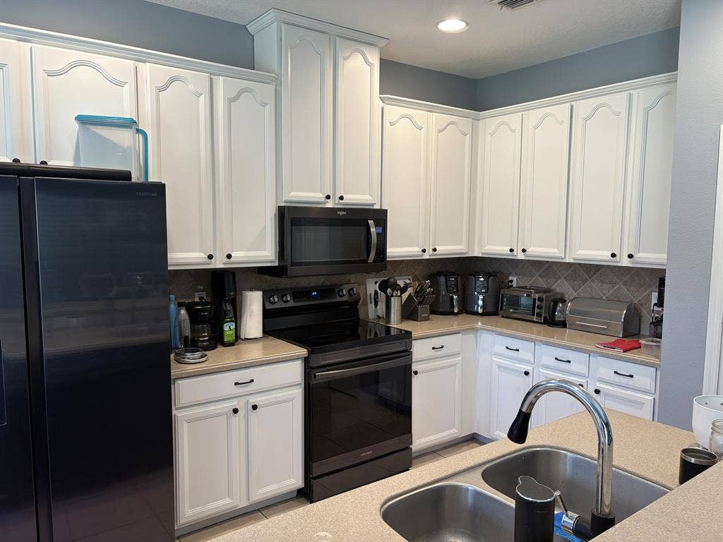 Furnished Room in Lake Nona