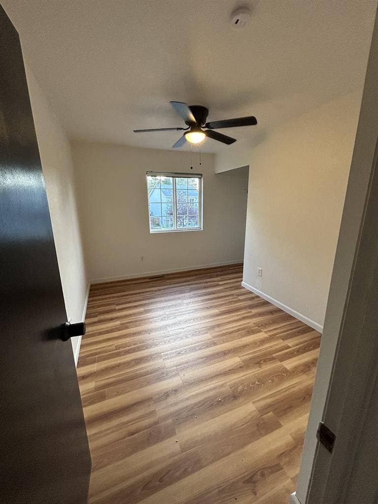 Rooms Available in Loveland Home