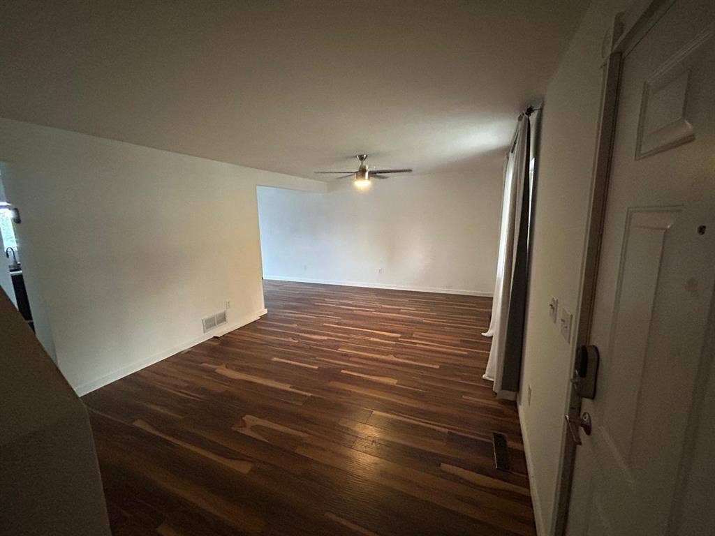 Rooms Available in Loveland Home