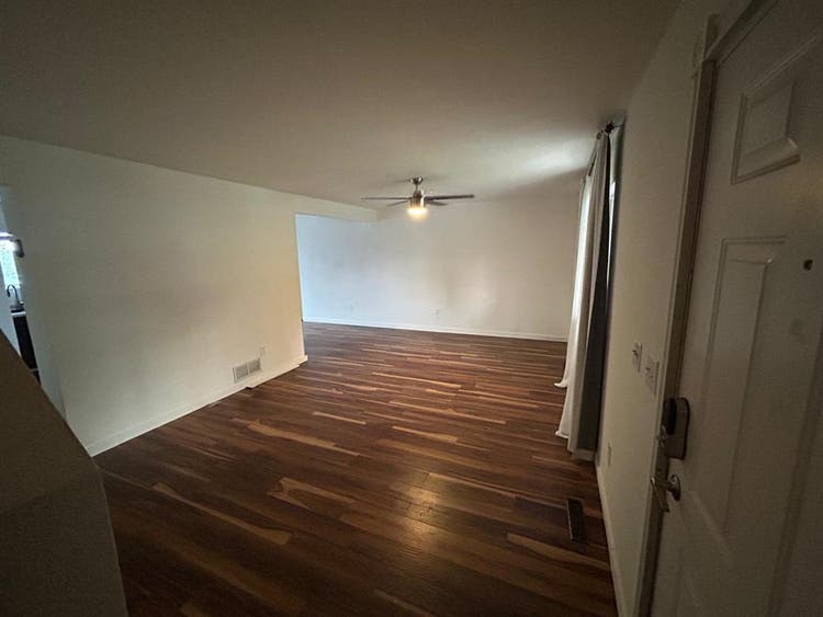 Rooms Available in Loveland Home