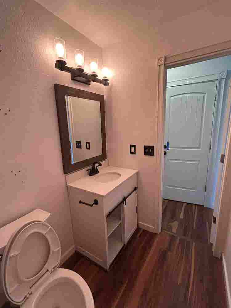 Rooms Available in Loveland Home
