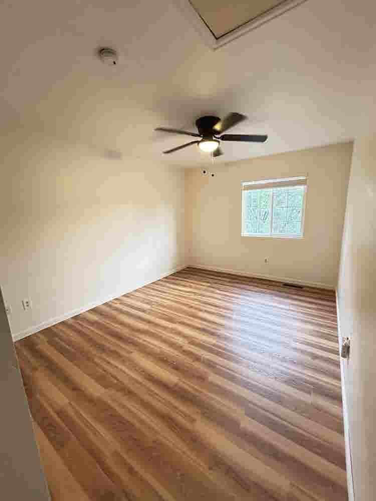 Rooms Available in Loveland Home