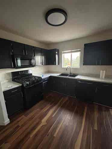 Rooms Available in Loveland Home