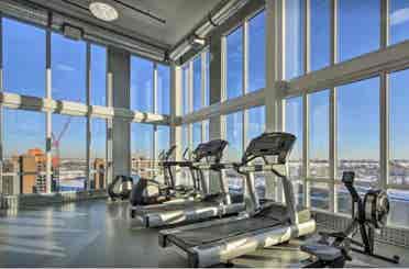 Private room to rent