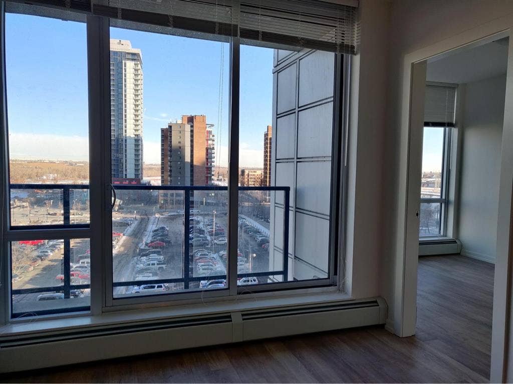 Private room to rent