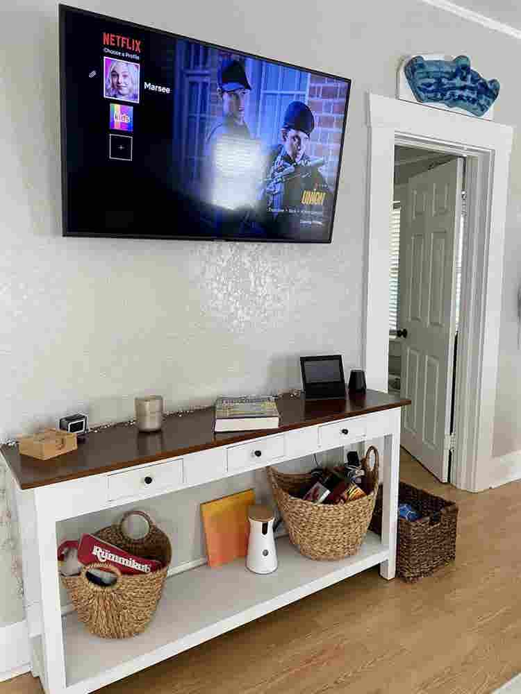 Furnished private bed & bath