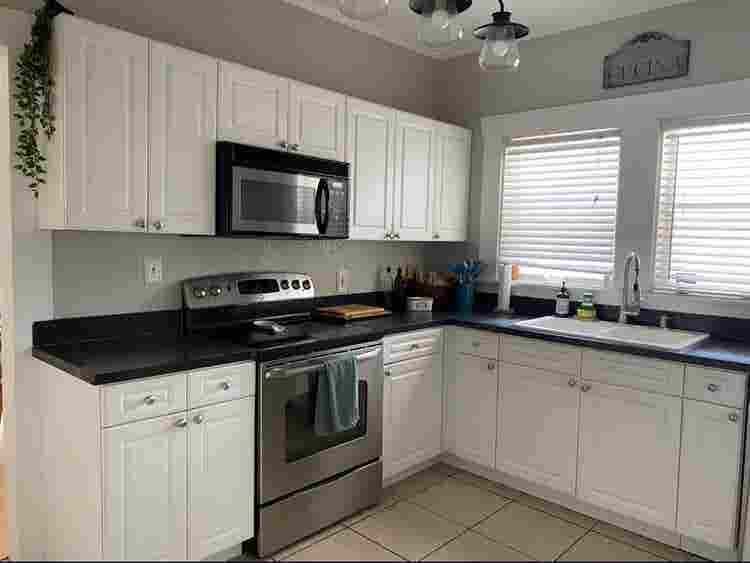 Furnished private bed & bath