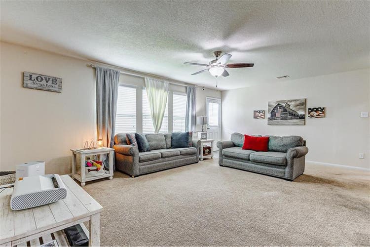 Private room for rent