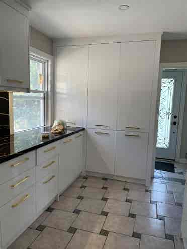 MASTER BEDROOM FOR RENT NEAR SUBWAY