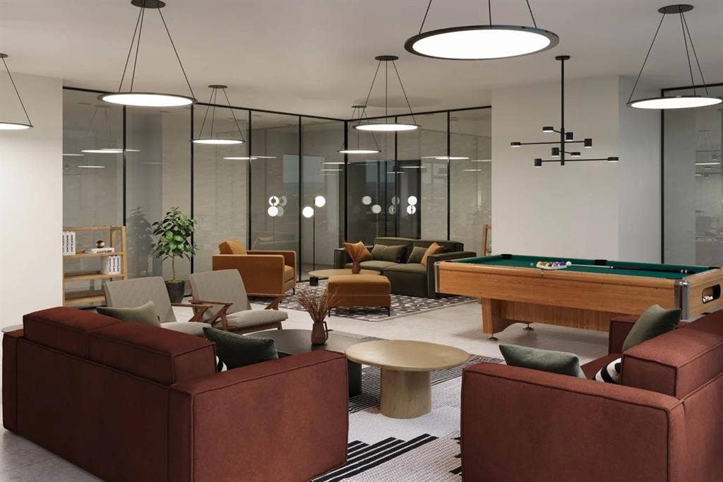 🌇 Sublease – ,/mo