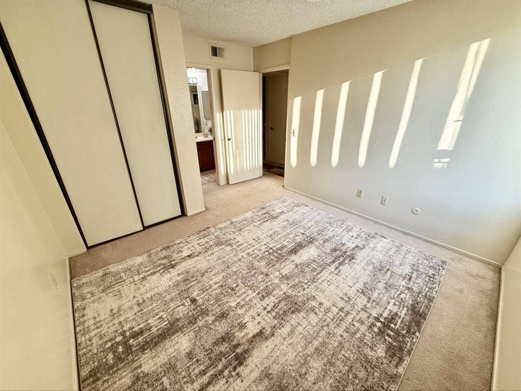 Private Bedroom & Private Bathroom
