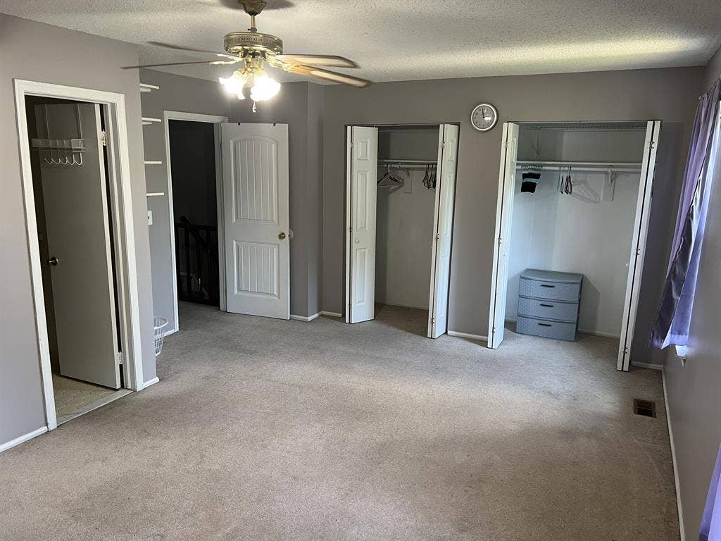 lovely end unit house