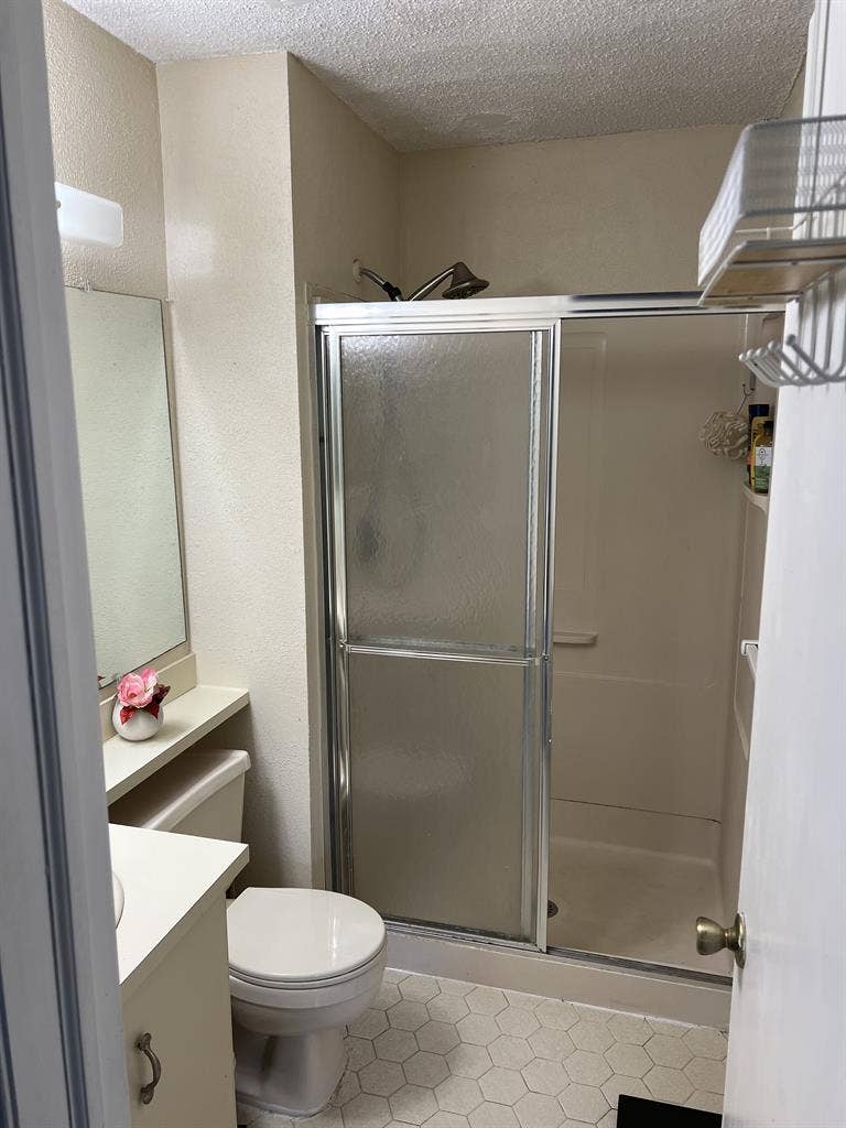 lovely end unit house