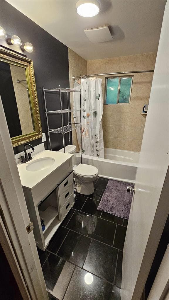 2 rooms for price of 1 private bath