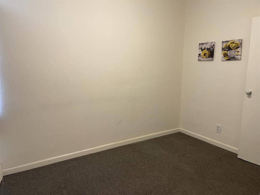 The bedroom for rent!