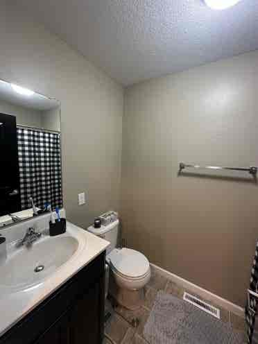 2 Bedroom apartment for roommates!