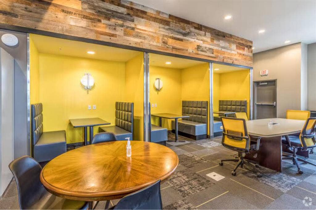 2 Bedroom apartment for roommates!