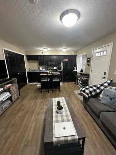 2 Bedroom apartment for roommates!