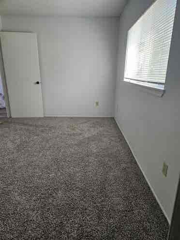 sqft, Fireplace🔥 2 BR/patios
