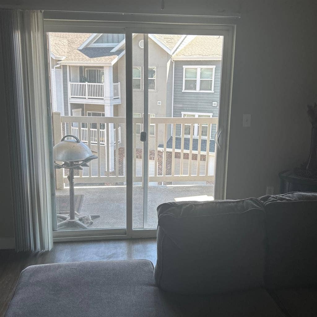 Ready for move in October 1