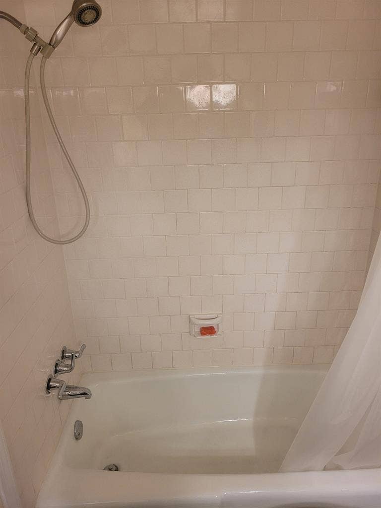 Fully Furnished Room, Utilities inc