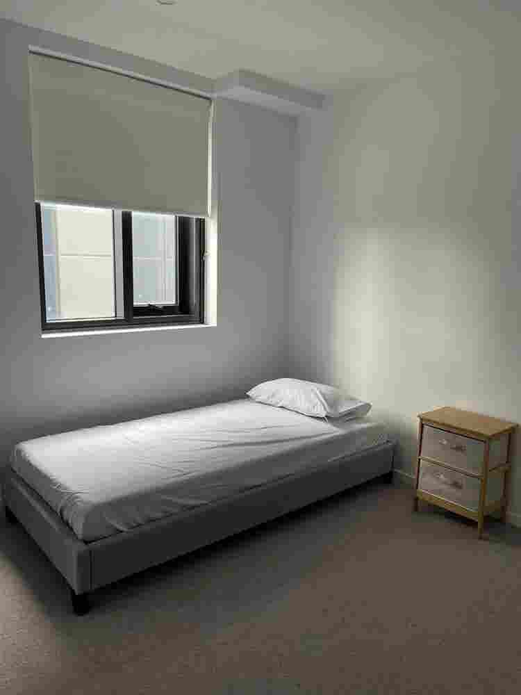 Private bedroom for one person in