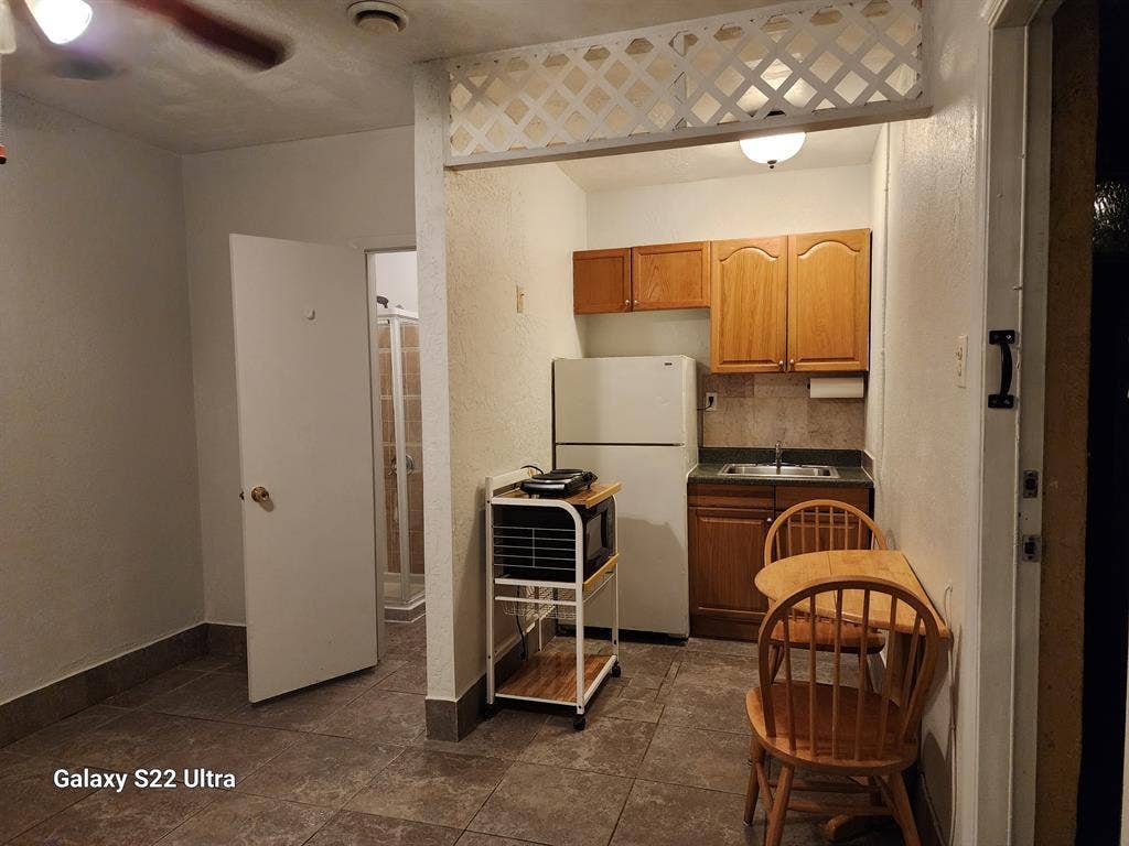 Efficiency room for rent.