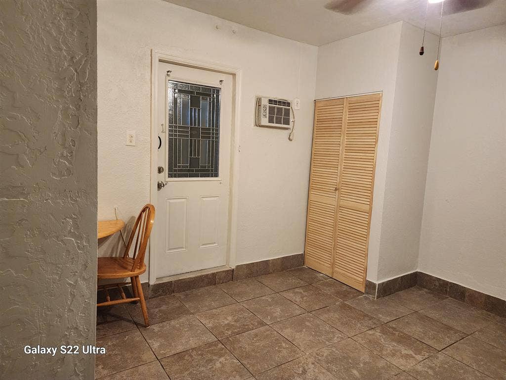 Efficiency room for rent.