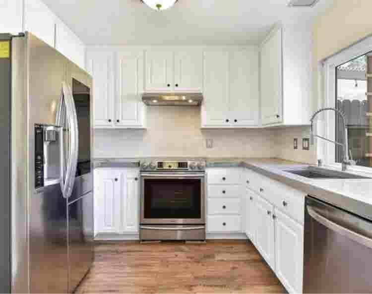 Bright, 1 Bedroom For Rentt