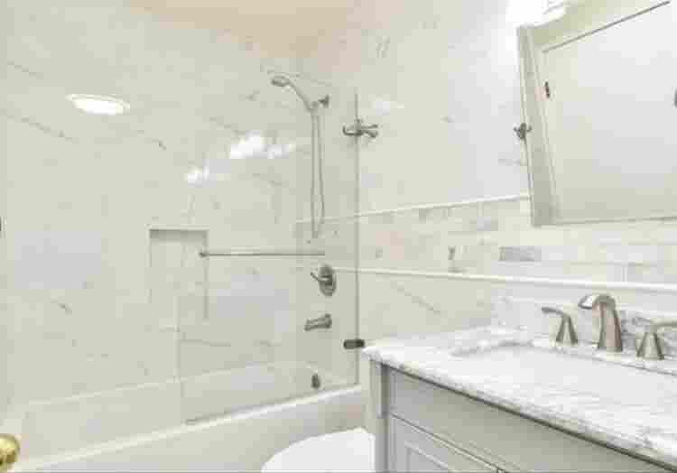 Bright, 1 Bedroom For Rentt