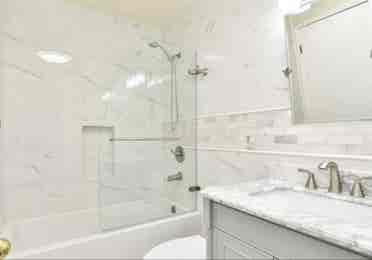 Bright, 1 Bedroom For Rentt